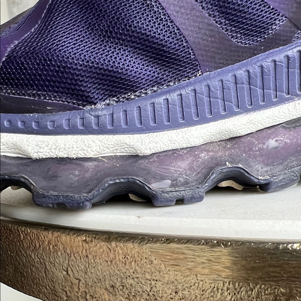 Nike Purple and White Women's Sneakers - Picture 9 of 11